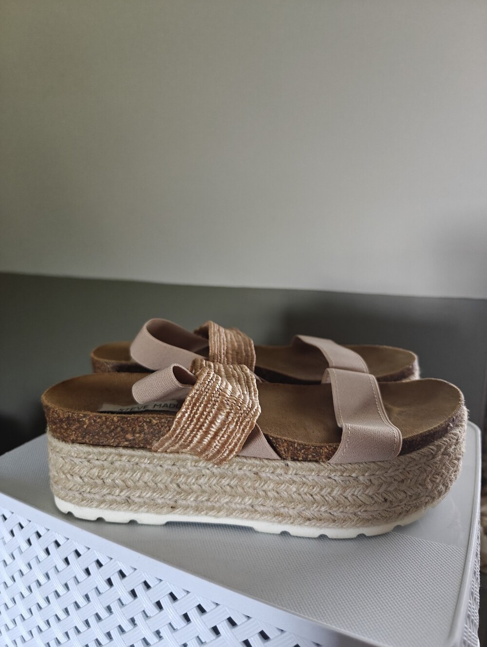 STEVE MADDEN Platform Sandals